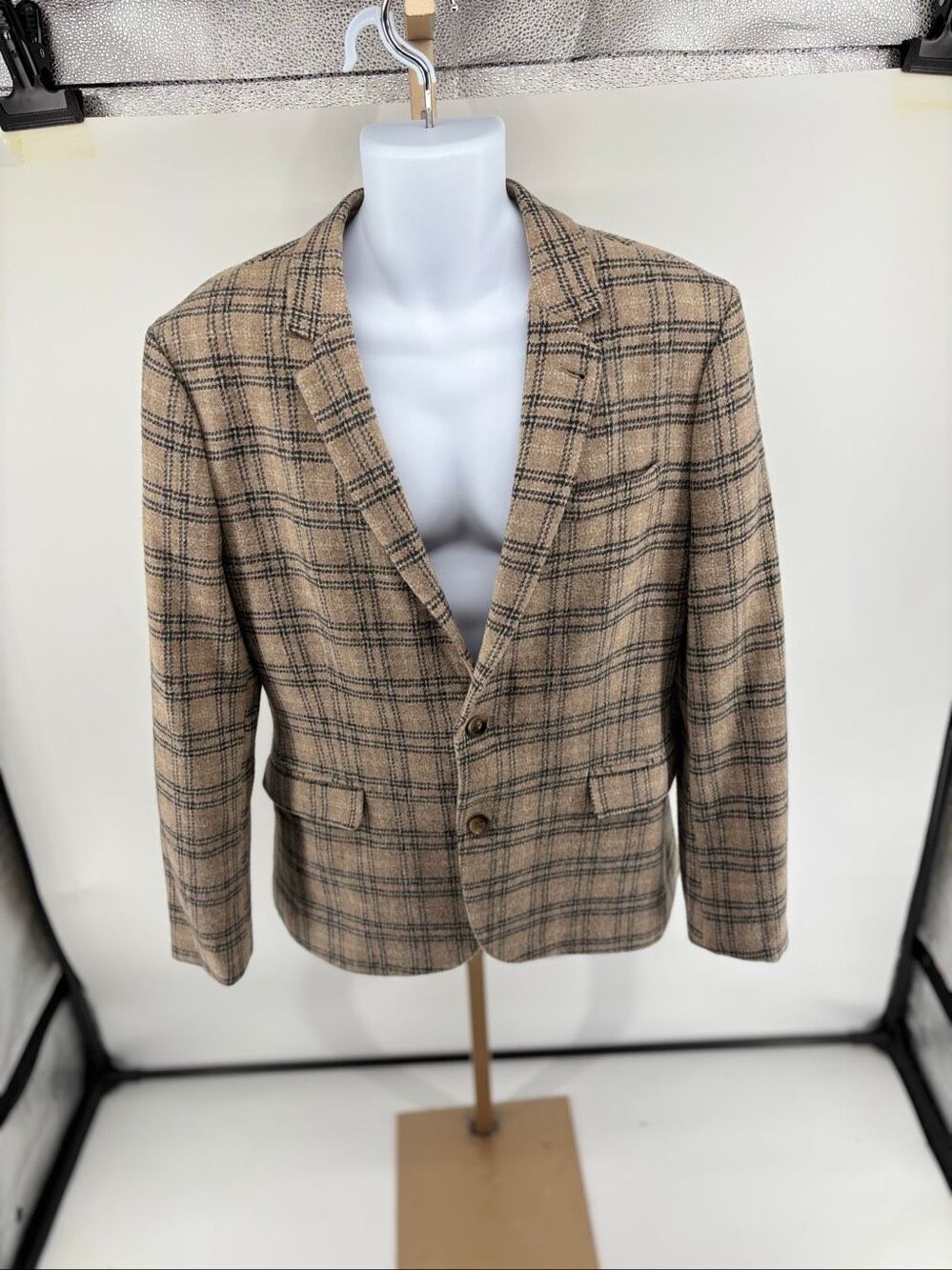 ASOS DESIGN Mens Wool Blend Plaid Blazer Sport Coat  US 40 Regular Two Button